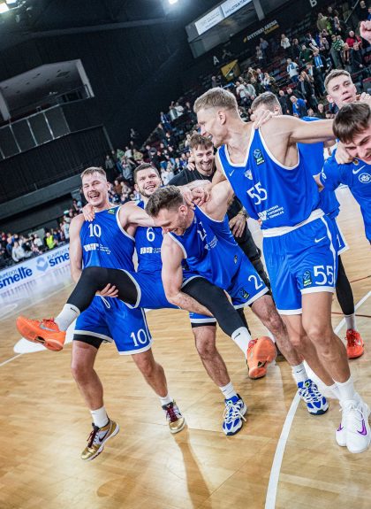 Milžinišką deficitą naikinęs „Neptūnas“ stulbinančiame pratęsime nugalėjo Lenkijos klubą