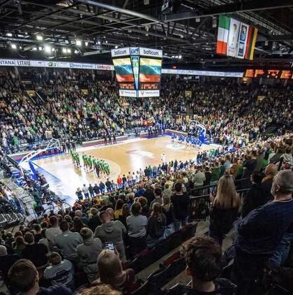 Sirgaliai nesnaudžia – papildomi bilietai į rinktinės rungtynes ŠVYTURIO ARENOJE akimirksniu virto „sold out“